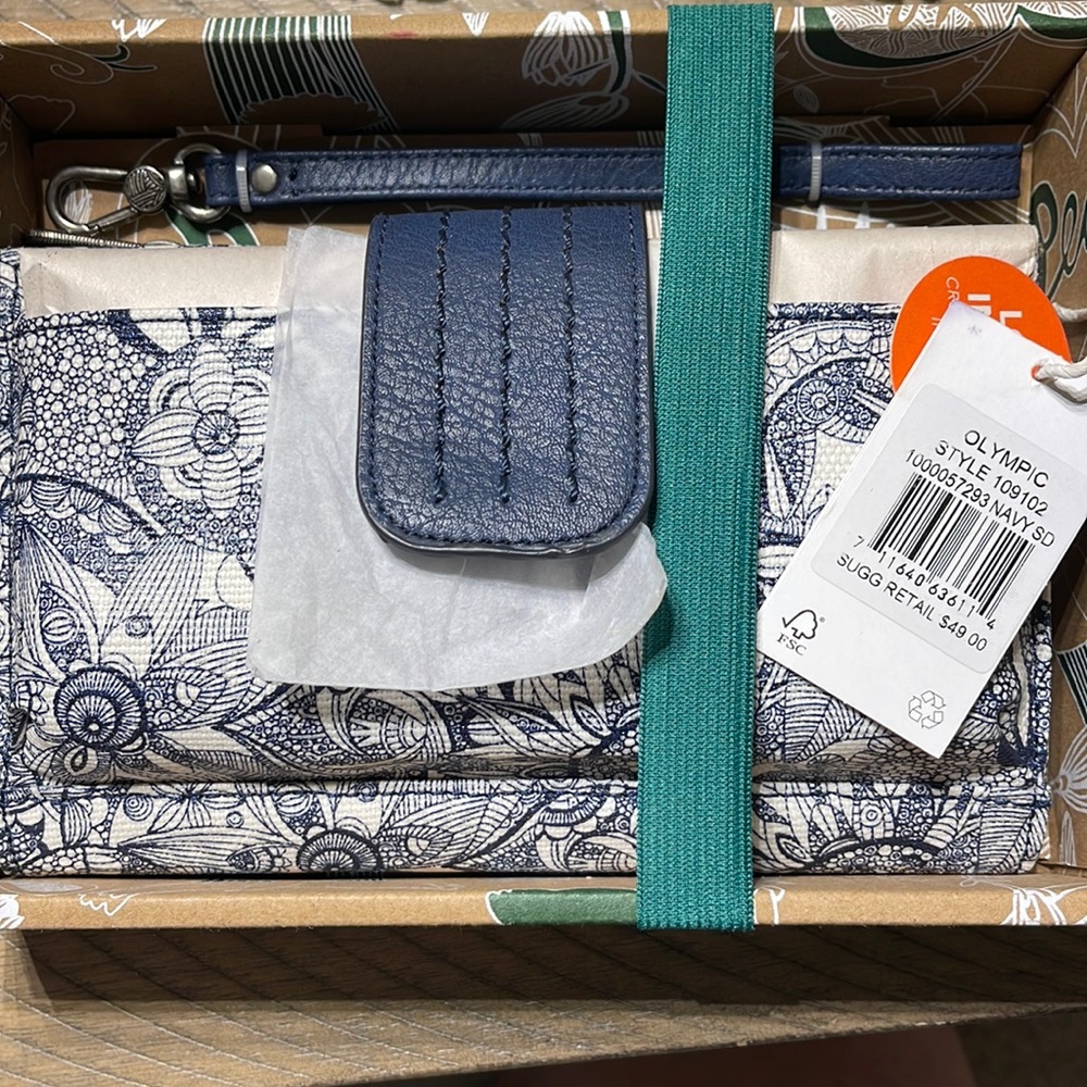 Sakeoots crossbody